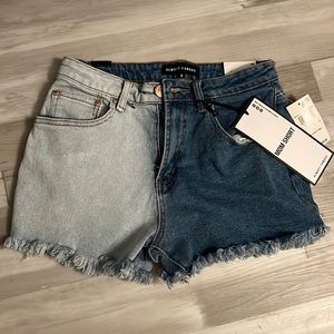 Almost Famous Mom Short
